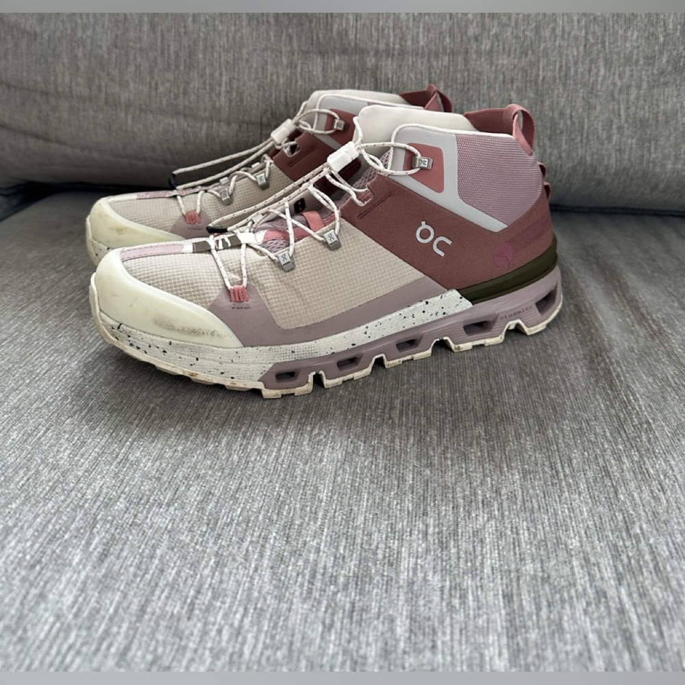 On Cloudtrax Hiking Shoe